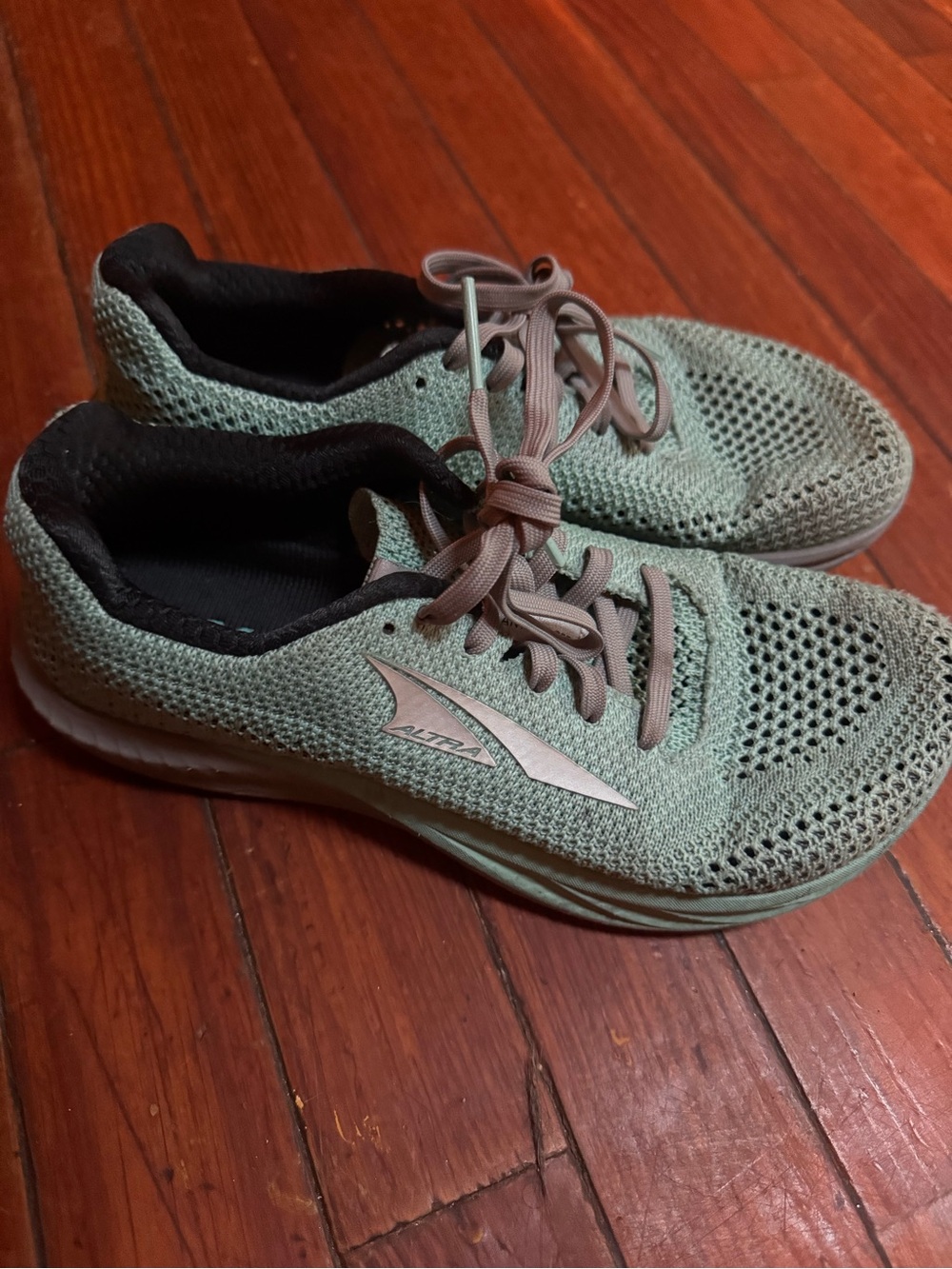 Altra Mint Green Knit Kids Athletic Shoes size 5.5